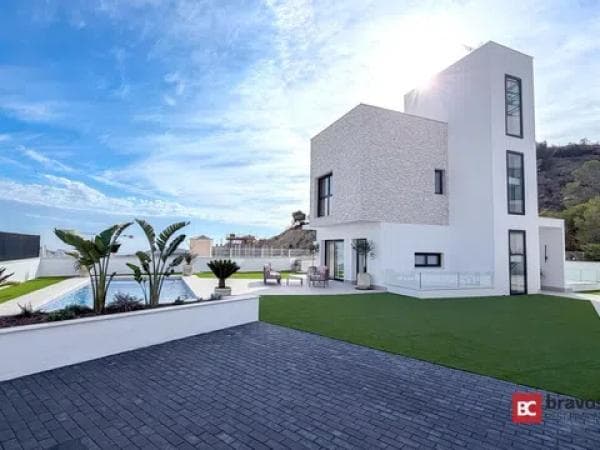 Casa independiente thumbnail 2