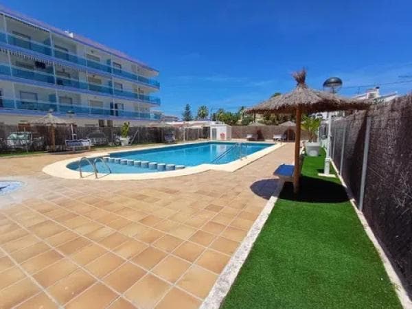 Sale of flat in Calle Mar Egeu, Denia
photo 1