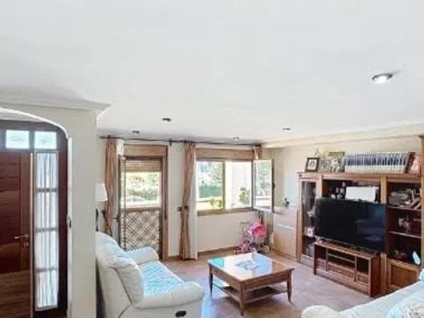 Casa independiente thumbnail 1