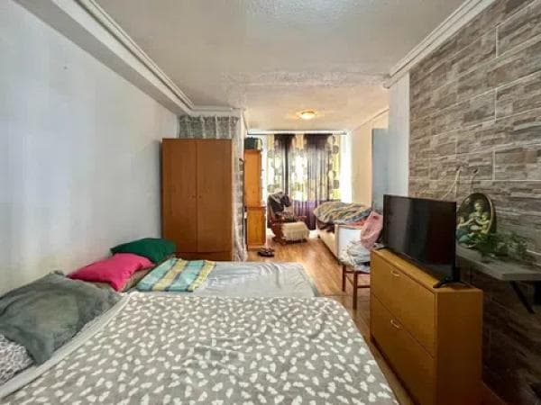 Venta de piso en Calle Antonio Machado, Torrevieja
thumbnail 2