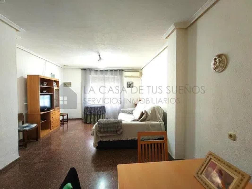 Propiedades en venta y alquiler en España photo 5