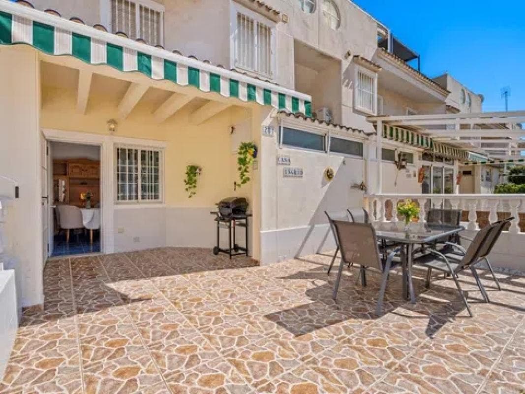 Venta de piso en Avenida de Corcega, 212, Torrevieja
photo 3