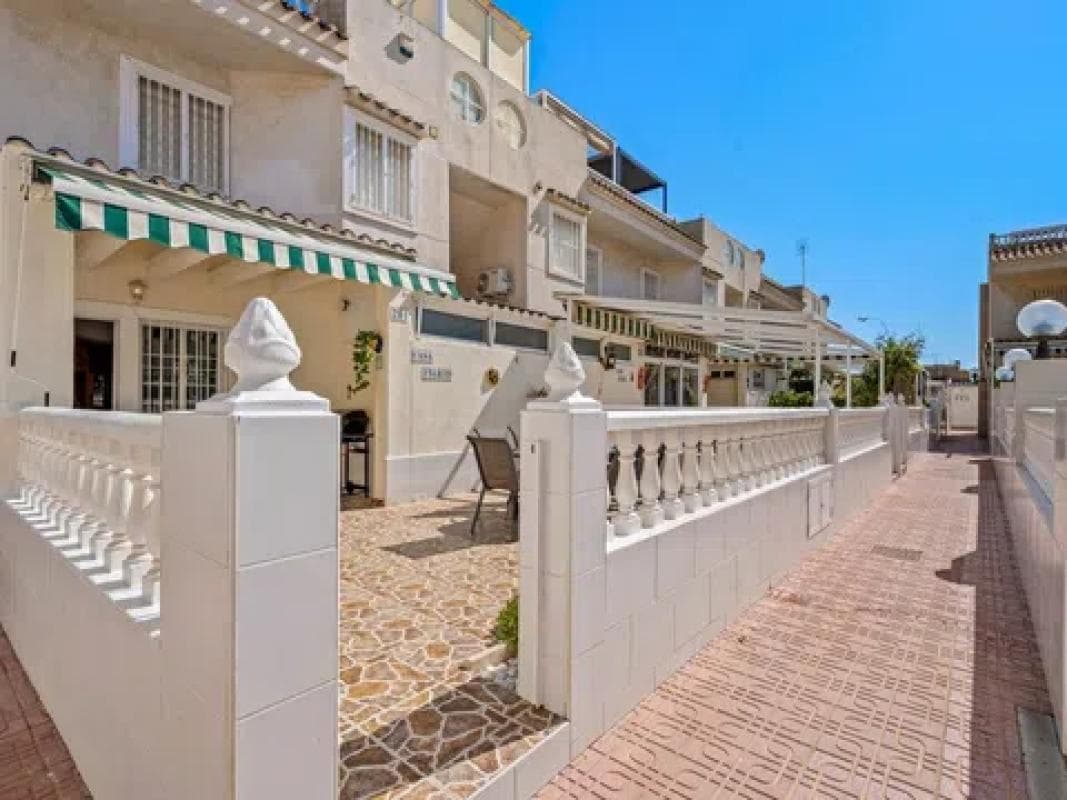 Venta de piso en Avenida de Corcega, 212, Torrevieja
photo 4