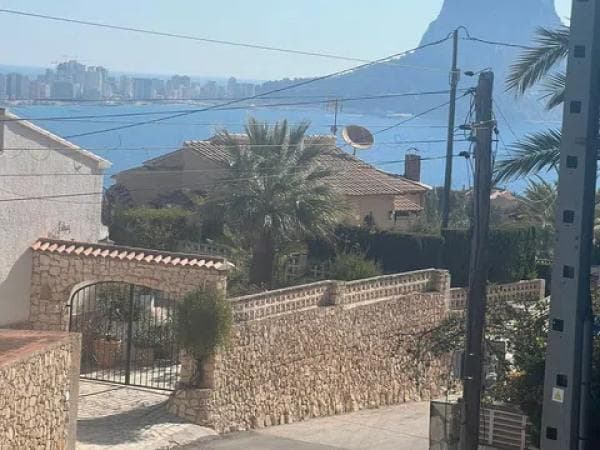 Casa independiente en Maryvilla thumbnail 2