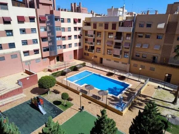 Venta de piso en Calle Llinares, 5, Alicante / Alacant
photo 1