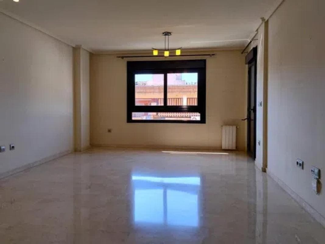 Продажа квартиры на Calle Llinares, 5, Аликанте / Алакант
photo 2