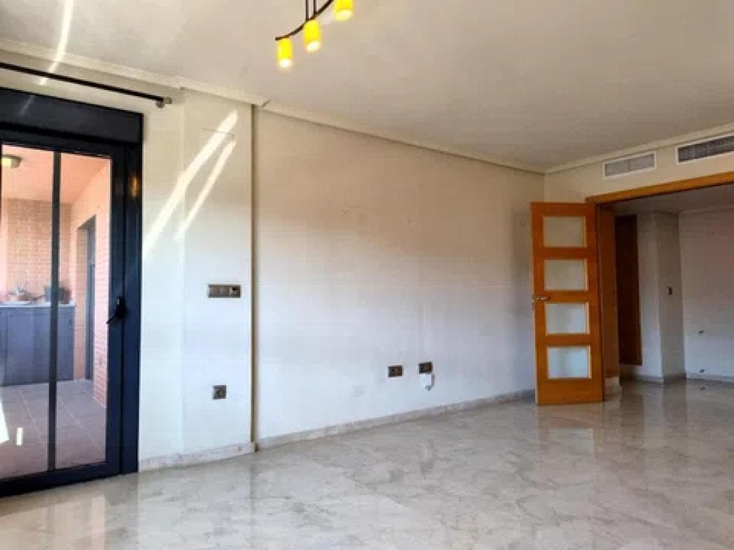Продажа квартиры на Calle Llinares, 5, Аликанте / Алакант
photo 3