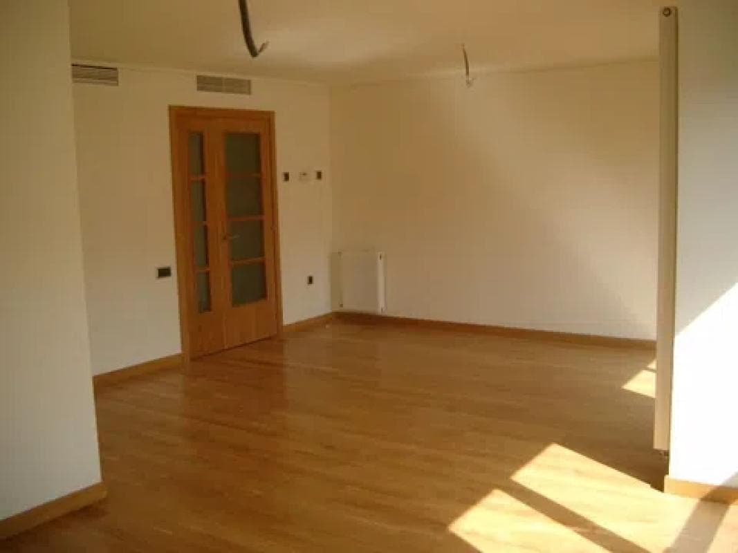 Venta de piso en Avenida Oscar Espla, 3, Alicante / Alacant
photo 2