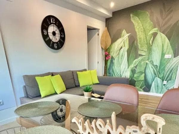 Venta de piso en Calle Poeta Vila y Blanco, 4, Alicante / Alacant
thumbnail 2