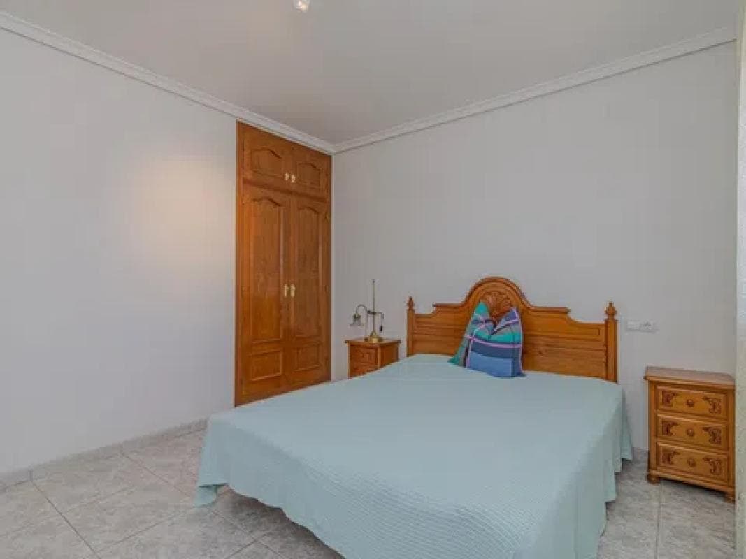 Sale of independent chalet in Urbanización Gran Sol, Calpe
photo 3