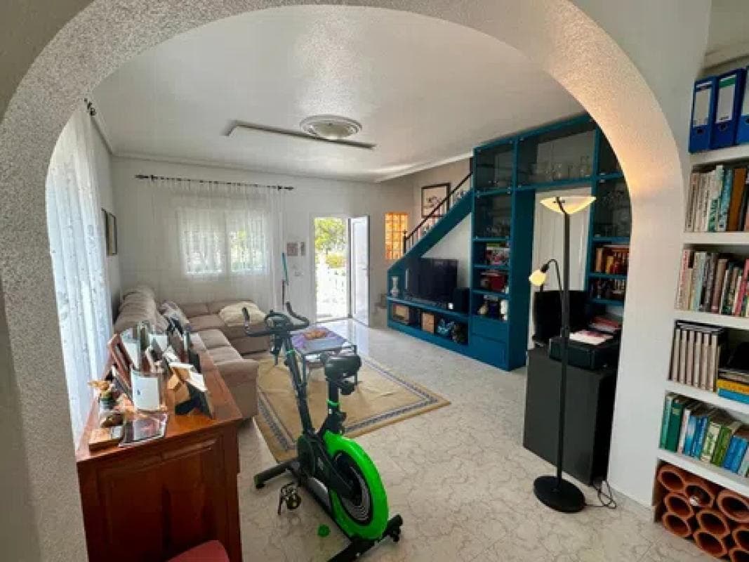 Properties for sale and rent in Spain photo 5