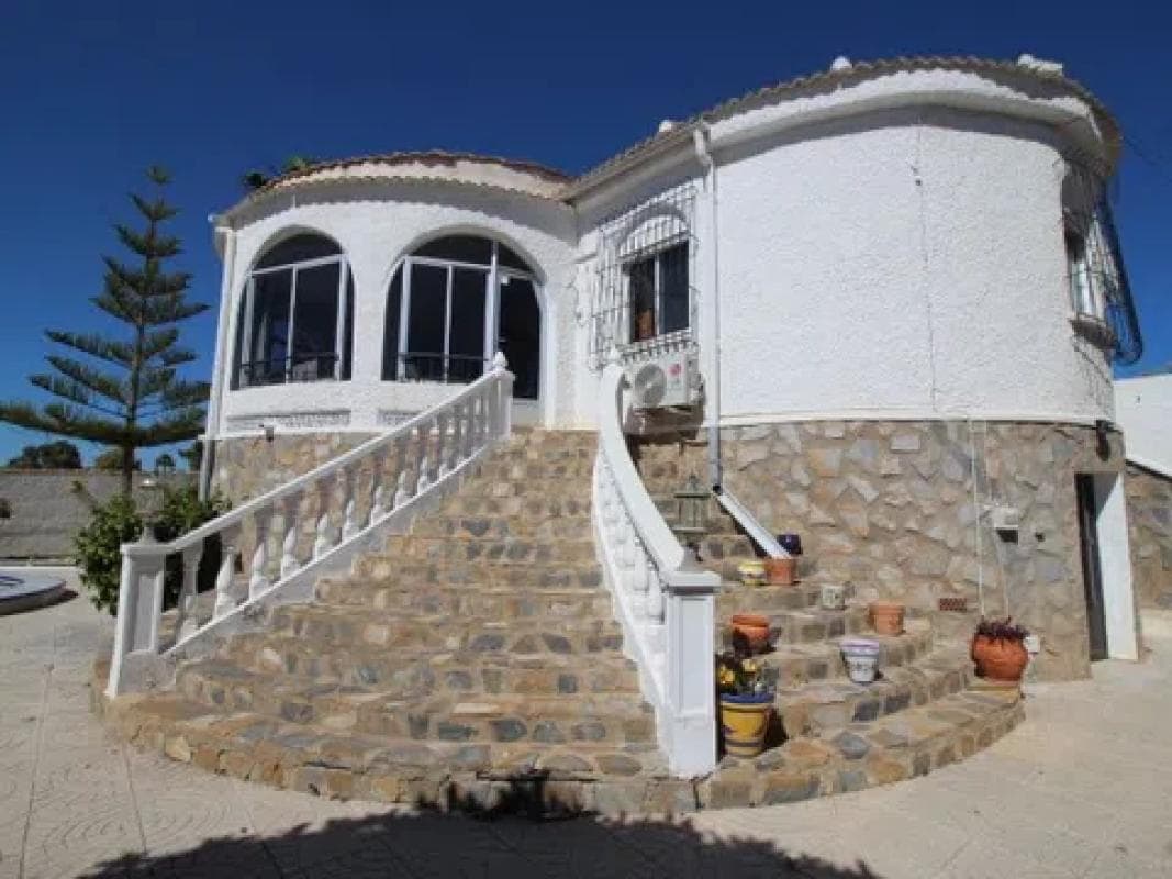 Venta de chalet independiente en Barrio La Siesta - El Salado - Torreta, Torrevieja
photo 5