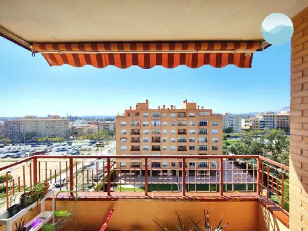 Venta de piso en Calle Elda, San Vicente del Raspeig
photo 5