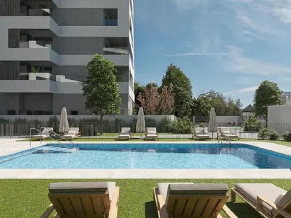 Venta de piso en Calle de Manuel Velasco de Pando, Sevilla
thumbnail 1