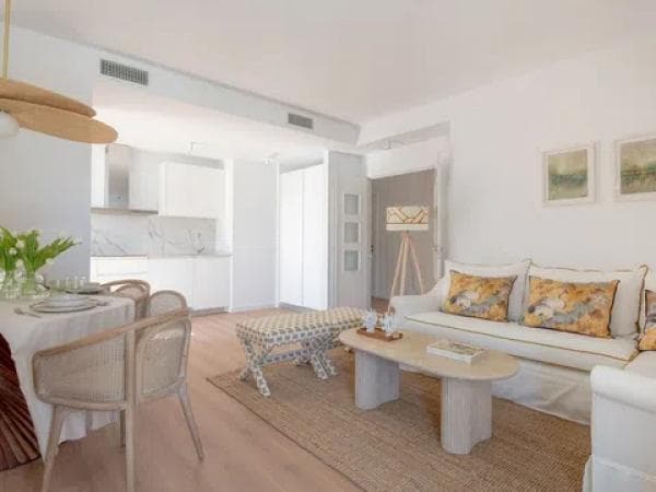 Venta de piso en Avenida de Jerez s/n, Sevilla
thumbnail 1