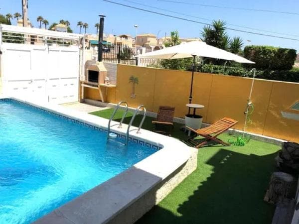 Chalet adosado thumbnail 2