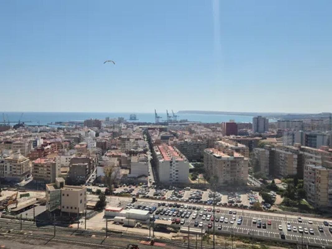 Venta de piso en Calle Bono Guarner, 21, Alicante / Alacant
photo 4