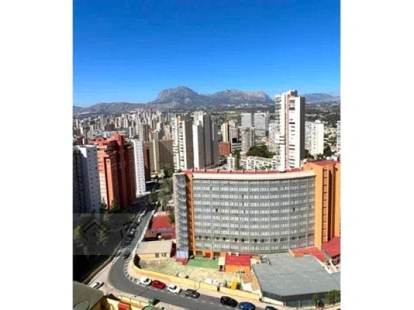Sprzedaż mieszkania w Calle de Viena, Benidorm
photo 1