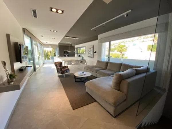 Chalet independiente en venta en Cometa-Carrió, Calpe
thumbnail 1