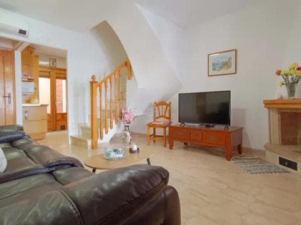 Chalet independiente en venta en Barrio La Siesta - El Salado - Torreta, Torrevieja
photo 1