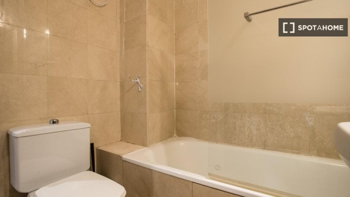 Недвижимость на продажу и в аренду в Испании photo 4