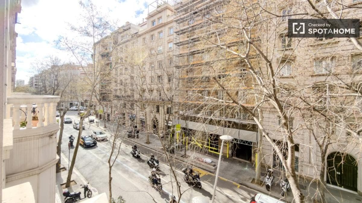 Propiedades en venta y alquiler en España photo 3
