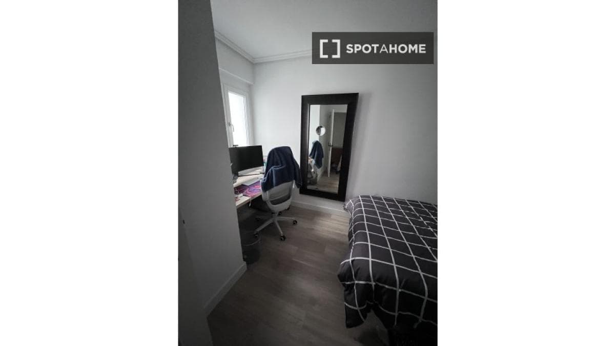 Properties for sale and rent in Spain photo 3