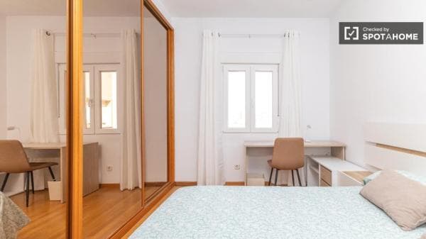 Habitación en piso compartido de 4 habitaciones, Mestalla, Valencia photo 1
