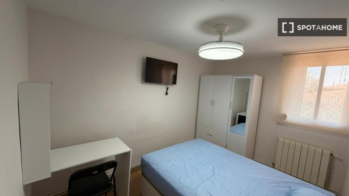 Недвижимость на продажу и в аренду в Испании photo 3