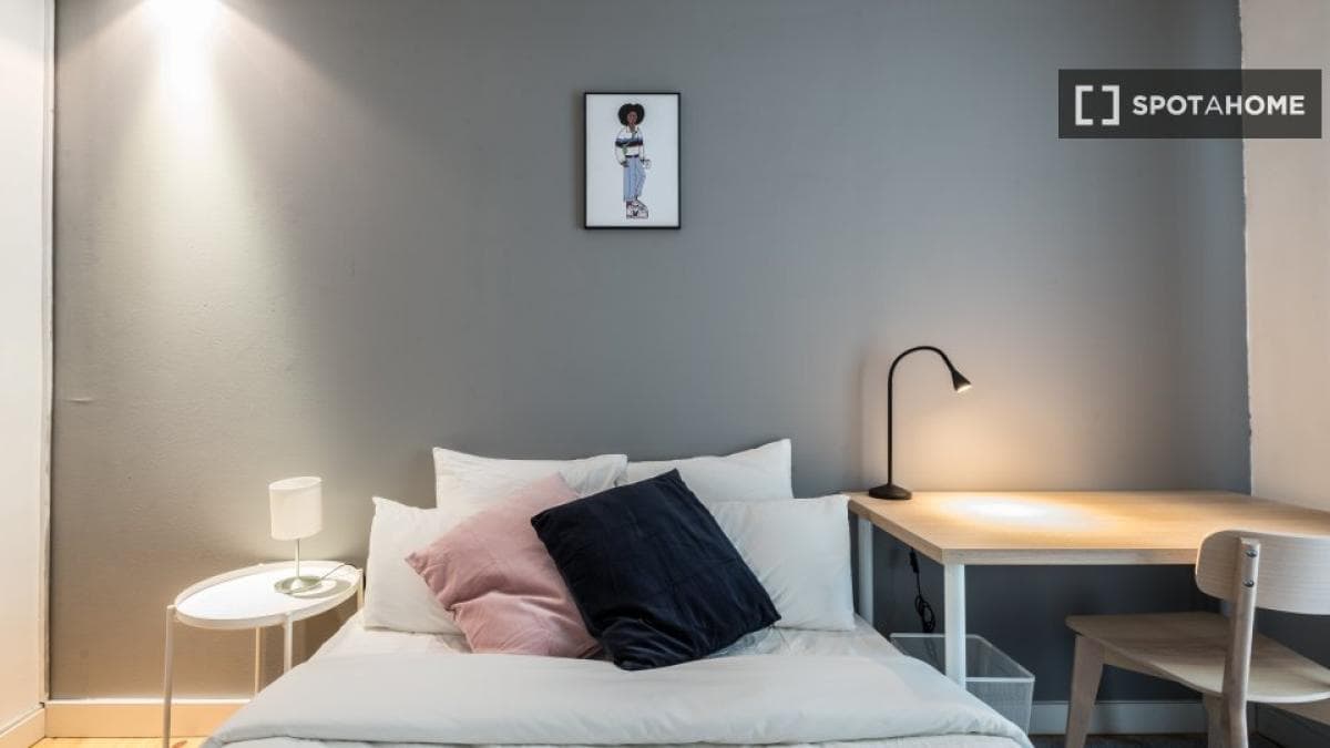 Properties for sale and rent in Spain photo 5
