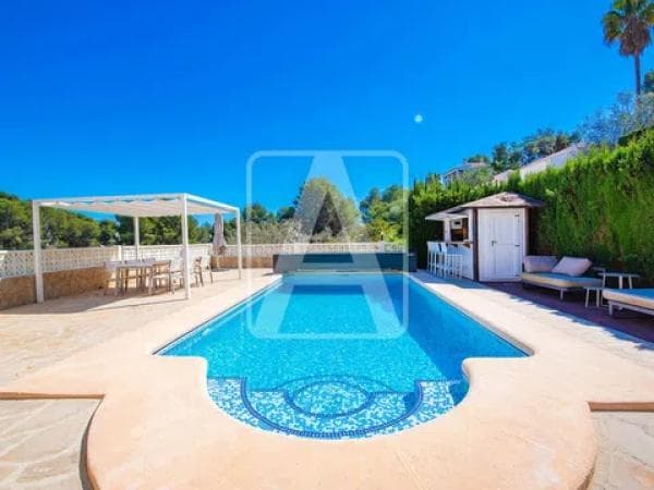 Chalet independiente en venta en Cala Advocat - Baladrar, Benissa
thumbnail 2