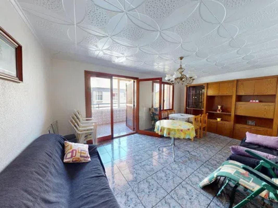 Venta de piso en Avenida Doctor Gregorio Marañón, 68, Torrevieja
photo 2