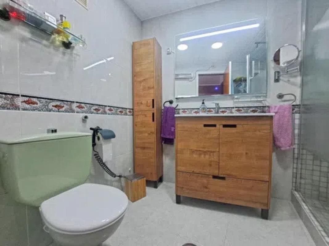 Venta de piso en Barrio Ensanche-Diputación, Alicante / Alacant
photo 3