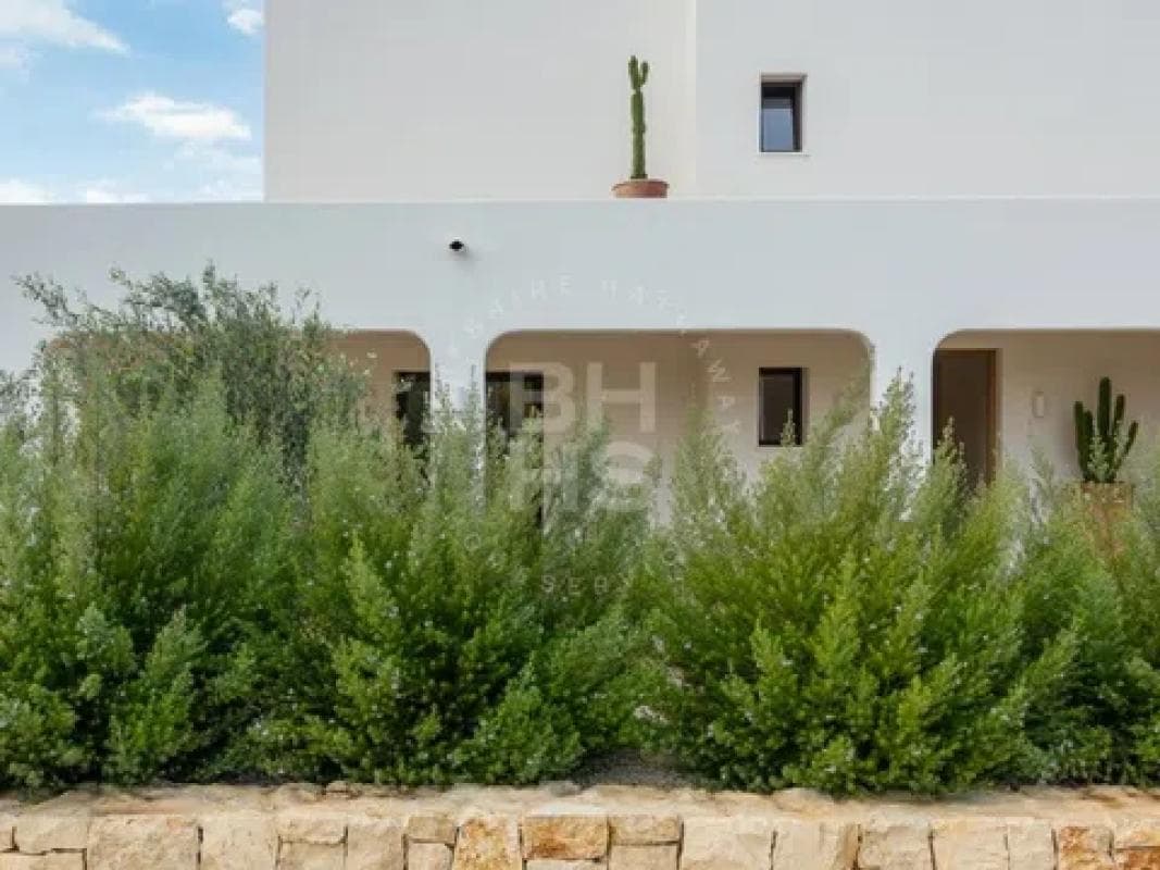 Propiedades en venta y alquiler en España photo 4