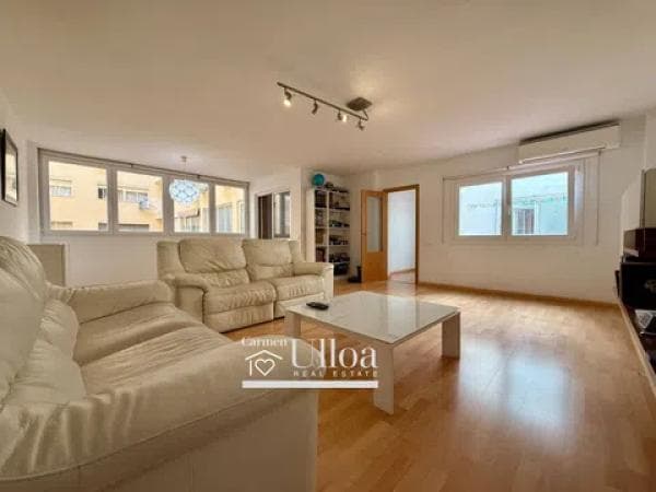 Venta de piso en Avenida de Ramón y Cajal, 8, Alicante / Alacant
photo 1