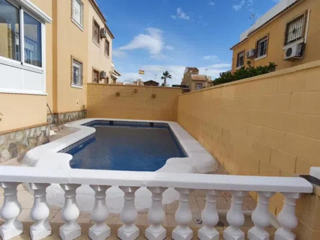Propiedades en venta y alquiler en España photo 3