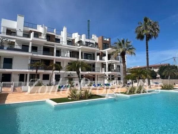 Sale of flat in Calle Assagador de la Marjal, 115, Denia
photo 1