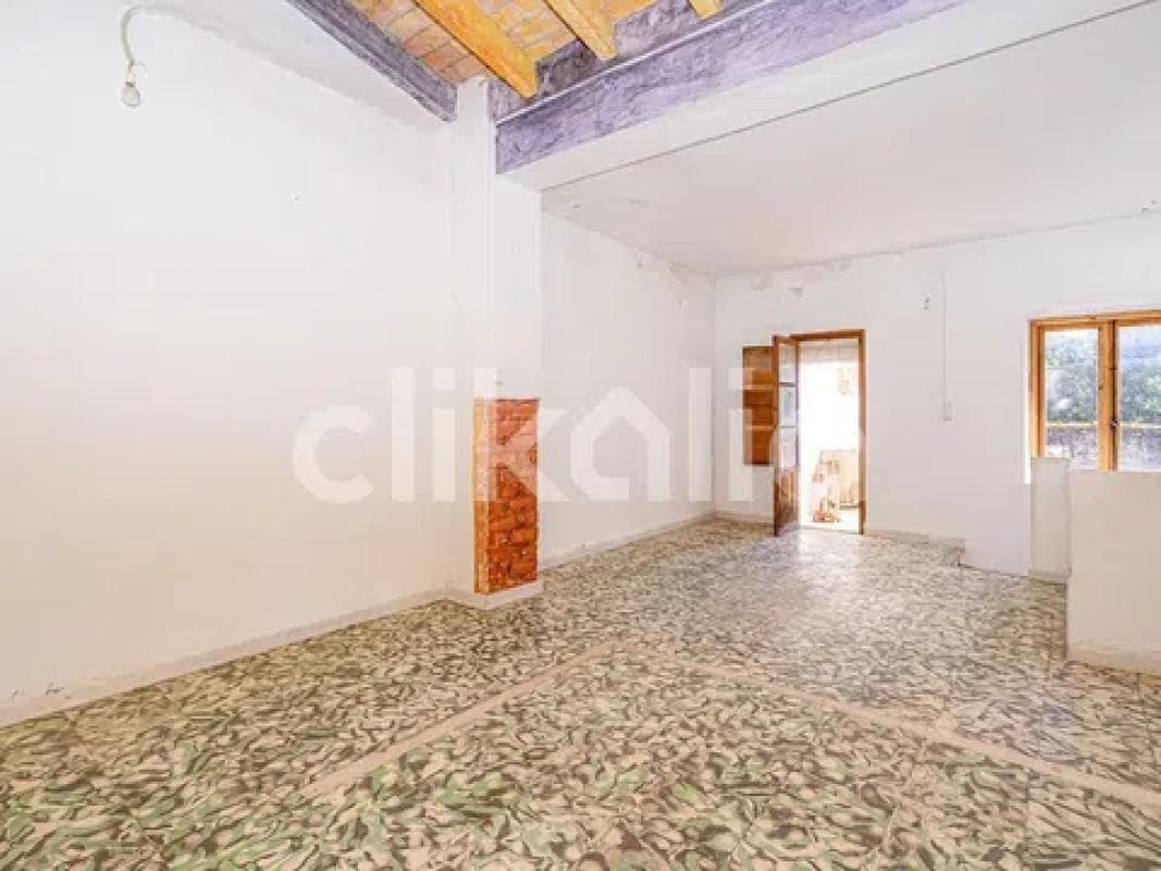 Propiedades en venta y alquiler en España photo 4