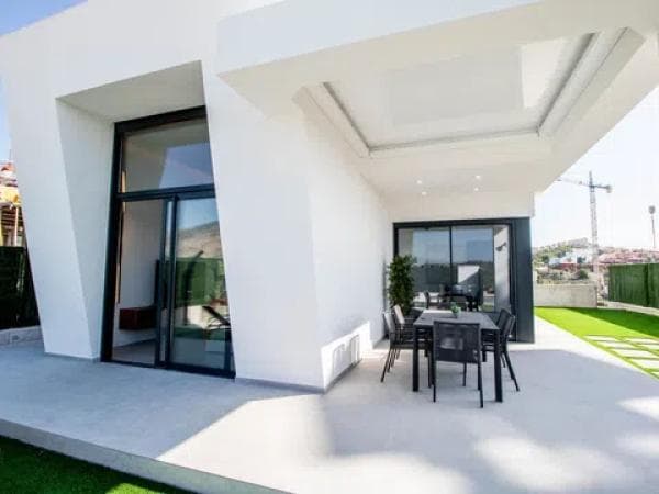 Casa independiente en avenida Sevilla, 8 thumbnail 2