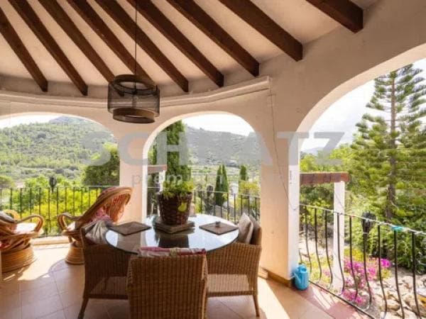 Chalet independiente en venta en Alcalalí, Alcalalí
photo 1