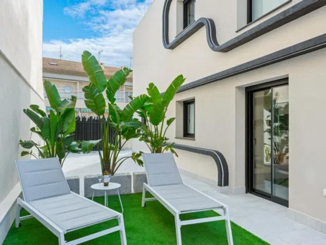 Venta de chalet independiente en Avenida de las Villas, Pilar de la Horadada
photo 3
