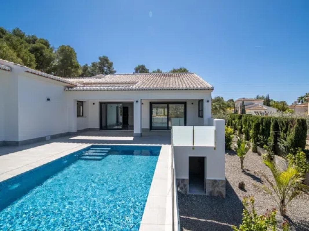 Sale of independent chalet in Calle Río Jalón, Jávea/Xàbia
photo 4