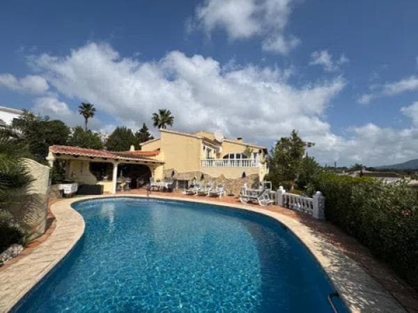 Chalet independiente en venta en Benimeit-Tabaira, Moraira
photo 1