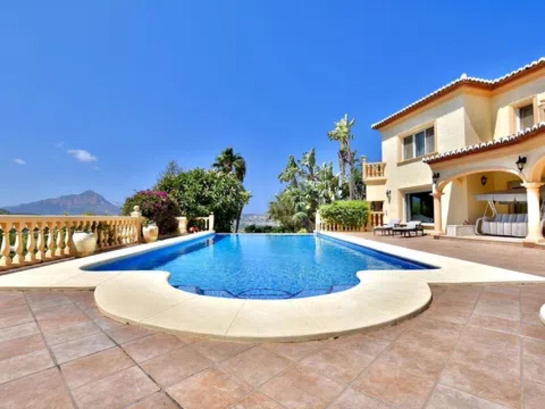Property photo 4