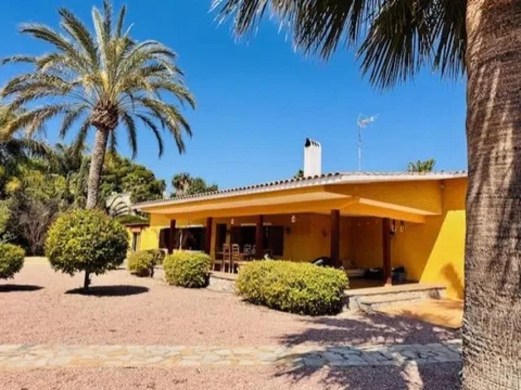 Propiedades en venta y alquiler en España photo 3