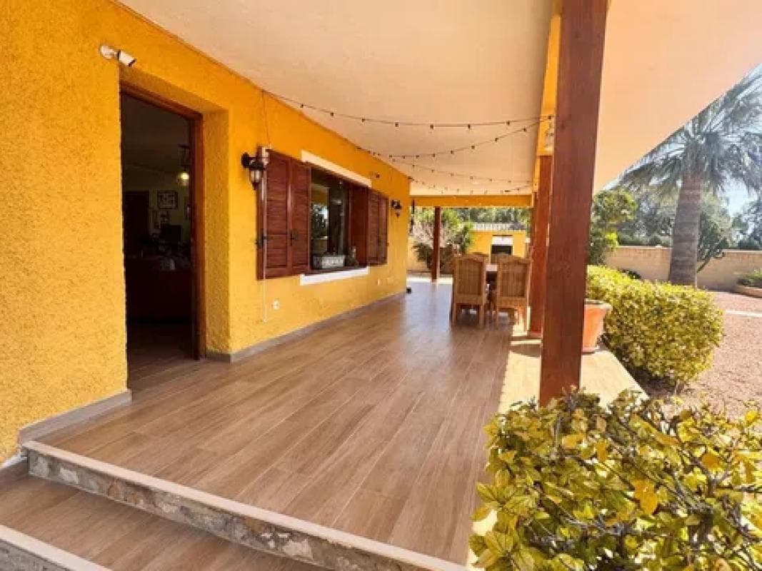 Propiedades en venta y alquiler en España photo 5