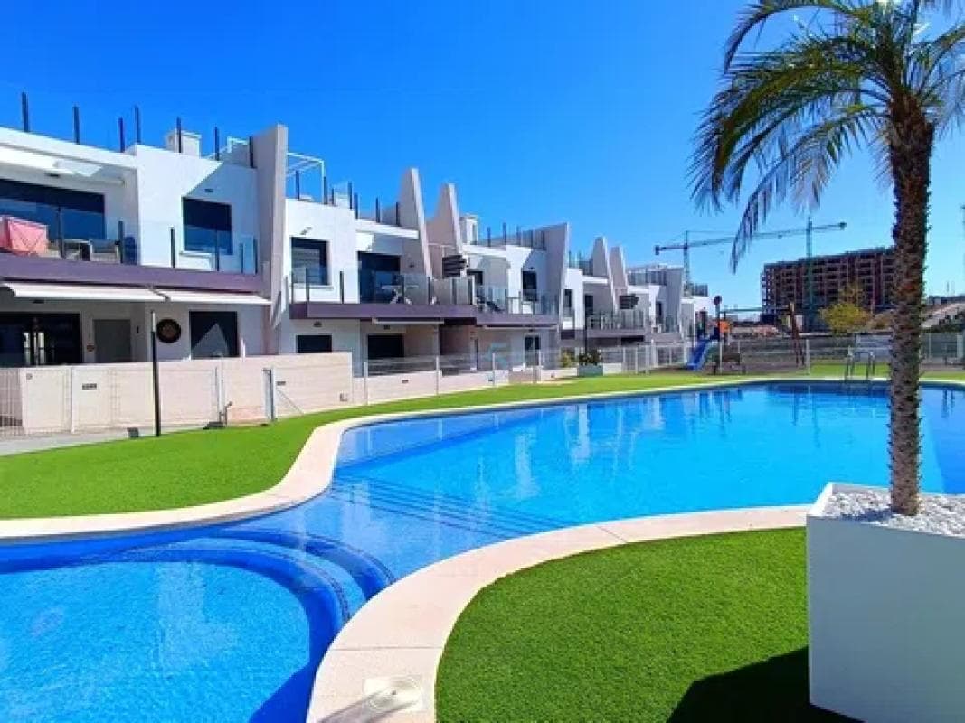 Venta de piso en Centro, San Miguel de Salinas
photo 3
