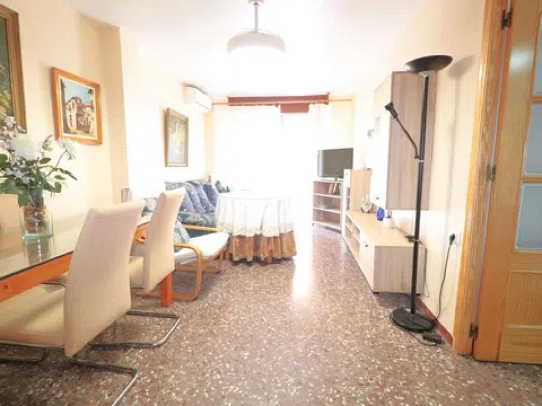 Venta de piso en Calle Beniel, 9, Torrevieja
photo 3
