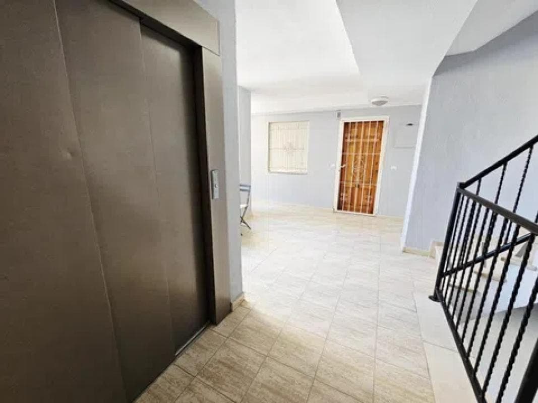 Venta de piso en Barrio La Siesta - El Salado - Torreta, Torrevieja
photo 4