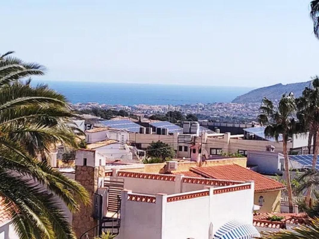 Sale of independent chalet in Calle Guadalupe, 21, La Nucia
photo 5
